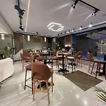 High Deluxe Apartment In Private Villa In New Cairo
