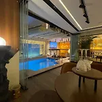 High Deluxe Apartment In Private Villa In New Cairo